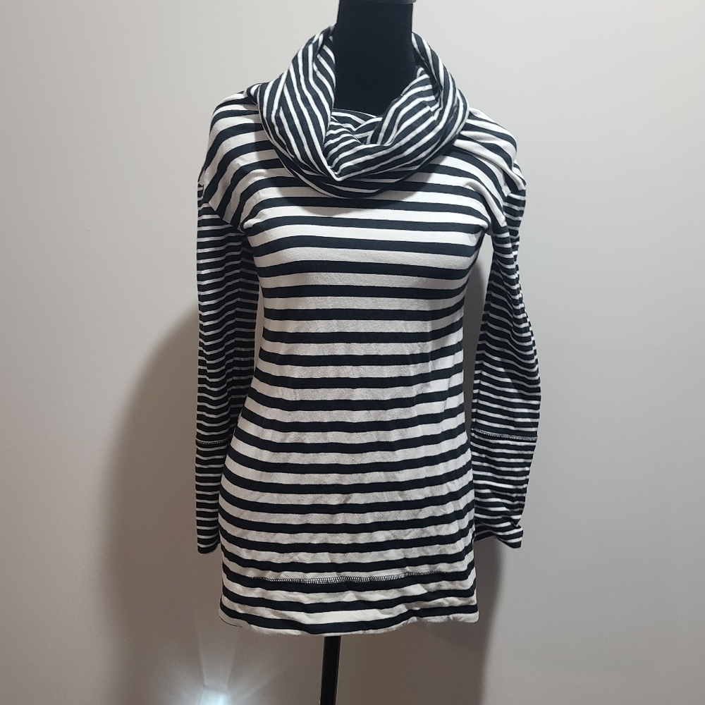 Merona Shirt Parisian Chic Nautical Modern Minimalist size XS